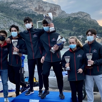 TRIPLETTA DEL CIRCOLO DELLA VELA BARI ALLA PRIMA REGATA NAZIONALE 29ER DI STAGIONE.