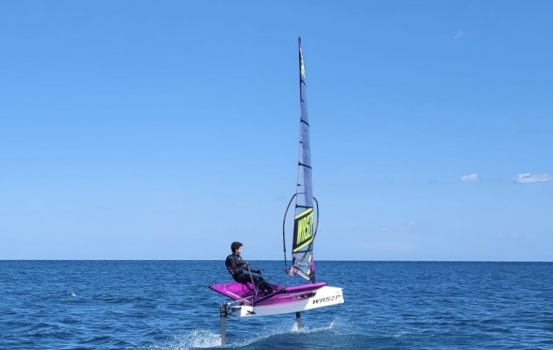 IL CV BARI ENTRA NEL MONDO DEL FOIL E DEL WINDSURF CON QUATTRO SUOI ATLETI