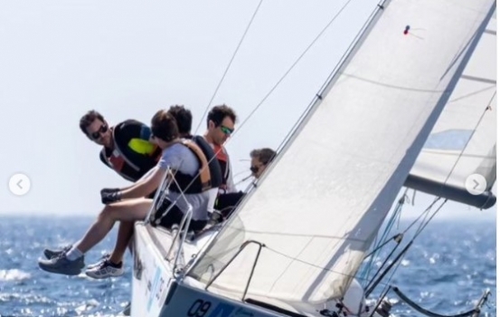 Gianpiero Menza, al timone dell’equipaggio della SDA Bocconi, ha conquistato il primo posto al Global MBA Trophy Regatta 2024